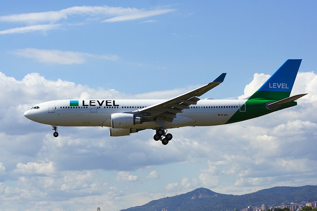 Level inaugura vuelo entre Barcelona y Boston Aviación 21